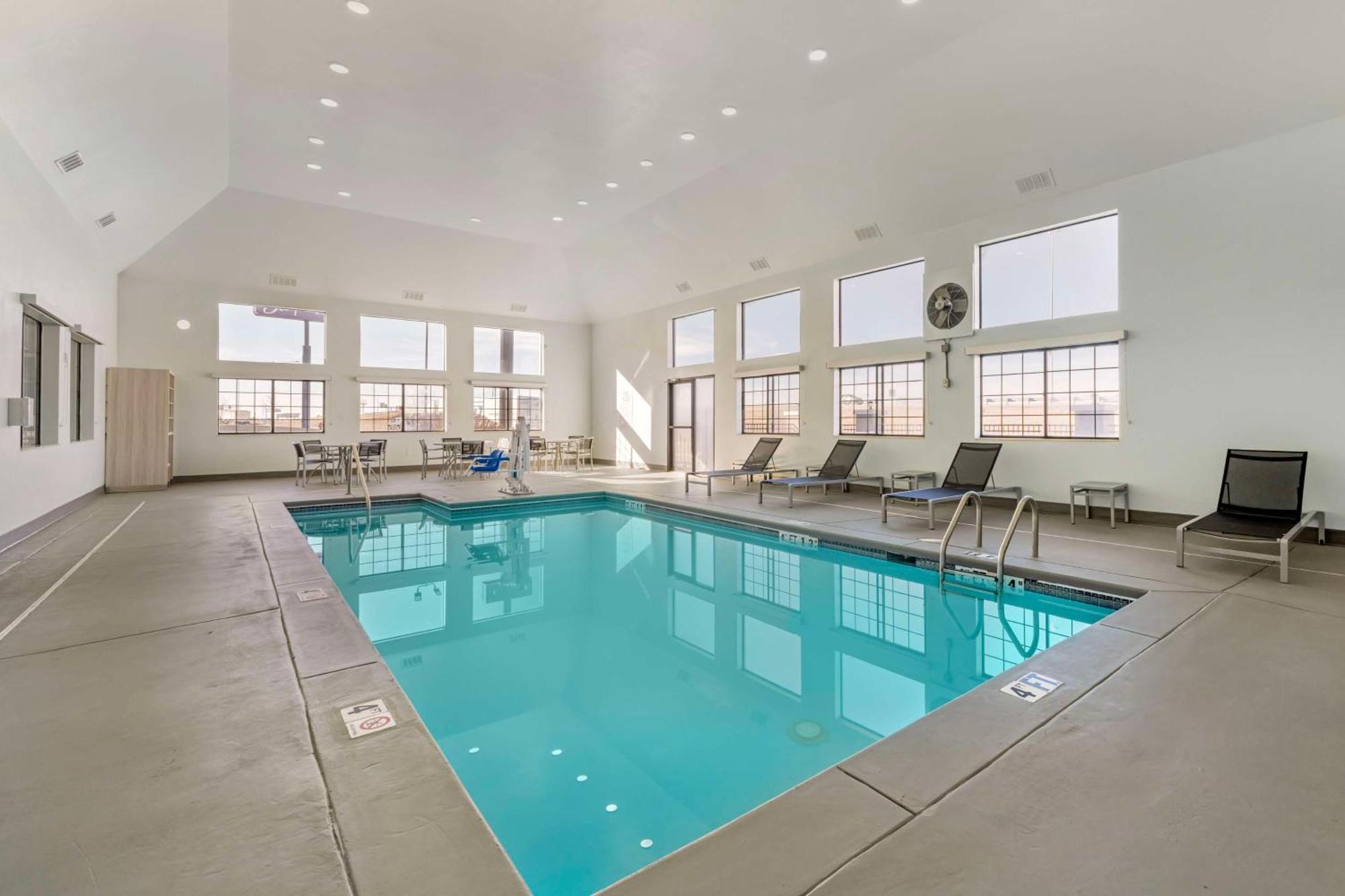Best Western Wichita North Park City 外观 照片